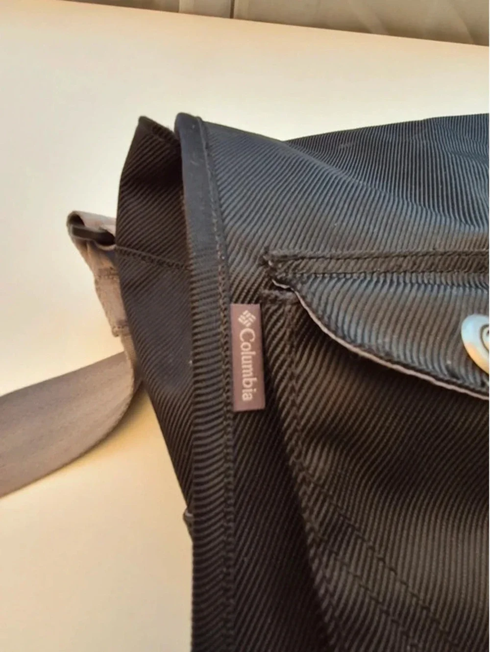 Book laptop diaper makeup Fall go bag!